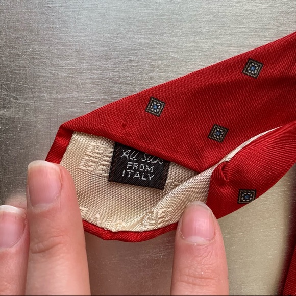 vintage GIVENCHY tie 100% Silk - Picture 4 of 6